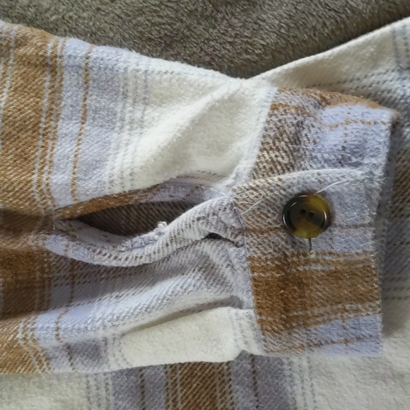 Lane Bryant Flannel Shacket Plaid Size 18/20 - Picture 4 of 10